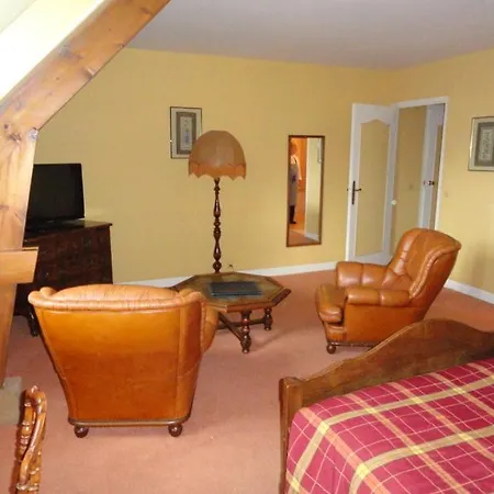 Hotel Le Manoir D'hastings La Pommeraie 2*